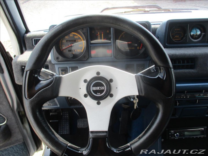 Mitsubishi Pajero 2,5 TD 70w DAKAR 1990