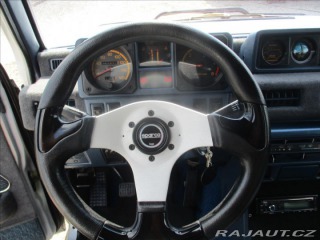 Mitsubishi Pajero 2,5 TD 70w DAKAR 1990