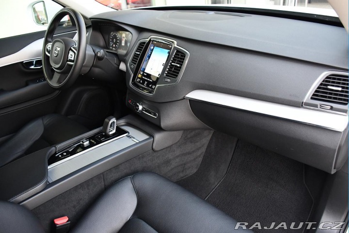 Volvo XC90 B5 AWD REZERVACE 2021