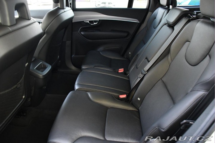Volvo XC90 B5 AWD REZERVACE 2021