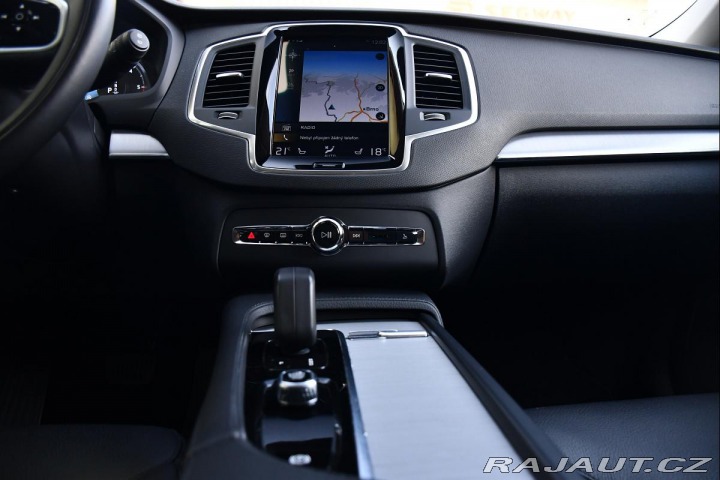 Volvo XC90 B5 AWD REZERVACE 2021