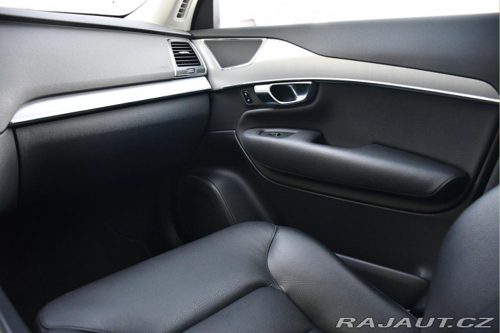 Volvo XC90 B5 AWD REZERVACE 2021