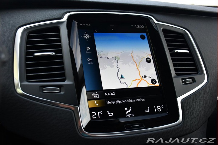 Volvo XC90 B5 AWD REZERVACE 2021