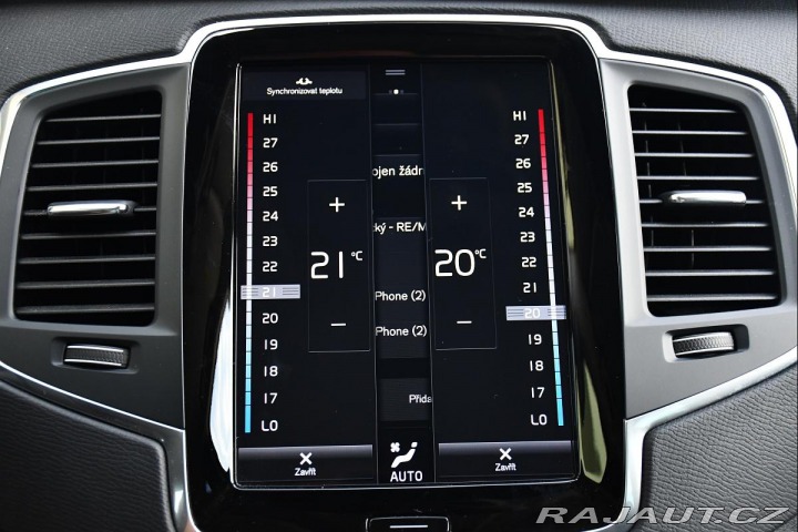 Volvo XC90 B5 AWD REZERVACE 2021