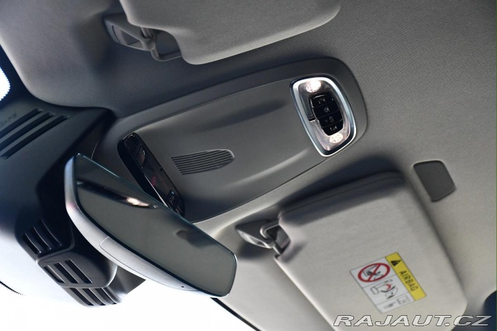 Volvo XC90 B5 AWD REZERVACE 2021