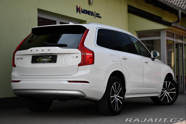 Volvo XC90 B5 AWD REZERVACE 2021