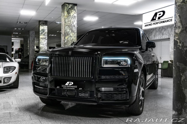 Rolls Royce Cullinan Black Badge TAŽNÉ/MASÁŽE/ 2022