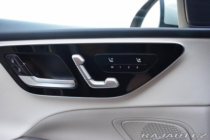 Mercedes-Benz C C200 4MATIC *REZERVACE* 2023