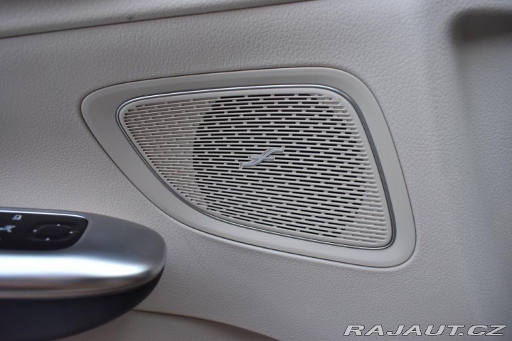 Mercedes-Benz C C200 4MATIC *REZERVACE* 2023
