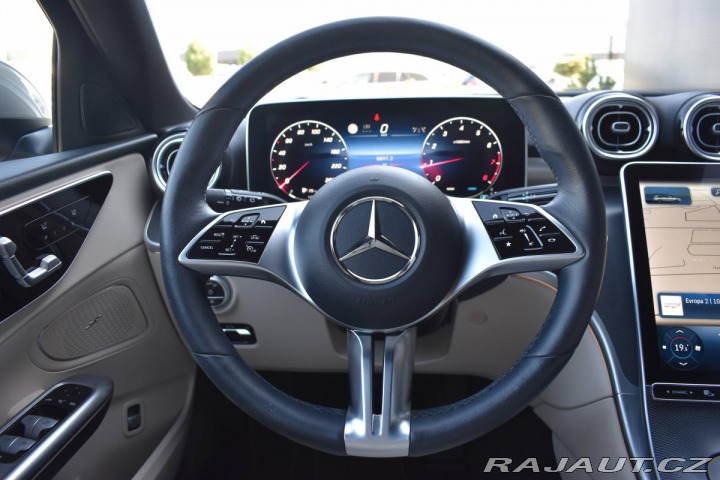 Mercedes-Benz C C200 4MATIC *REZERVACE* 2023