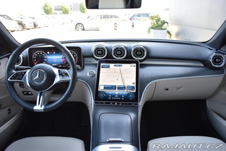 Mercedes-Benz C C200 4MATIC *REZERVACE* 2023