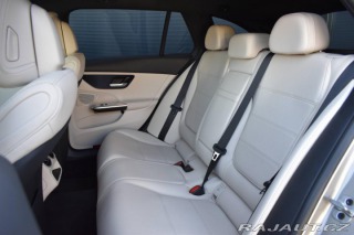 Mercedes-Benz C C200 4MATIC AVANTGARDE*ČR 2023