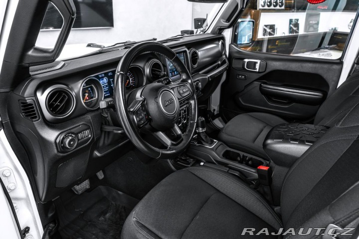 Jeep Wrangler 3,6 V6 35 pneu 1800