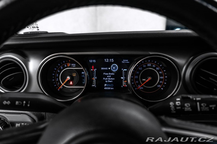 Jeep Wrangler 3,6 V6 35 pneu 1800