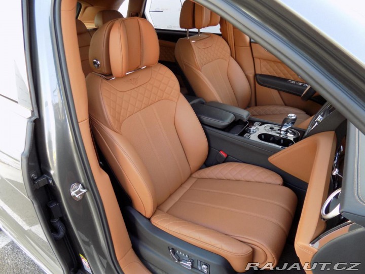 Bentley Bentayga V12/4WD/Night Vision/PANO 2018