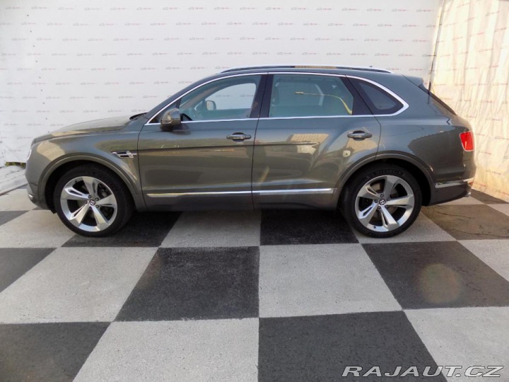 Bentley Bentayga V12/4WD/Night Vision/PANO 2018