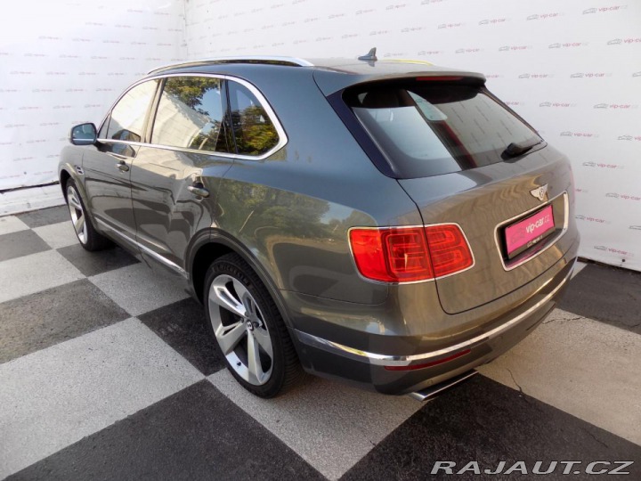 Bentley Bentayga V12/4WD/Night Vision/PANO 2018