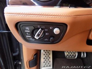 Bentley Bentayga V12/4WD/Night Vision/PANO 2018