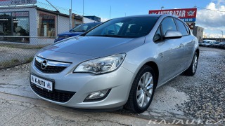 Opel Astra 1.4T 103kW *ALU*Tempomat*