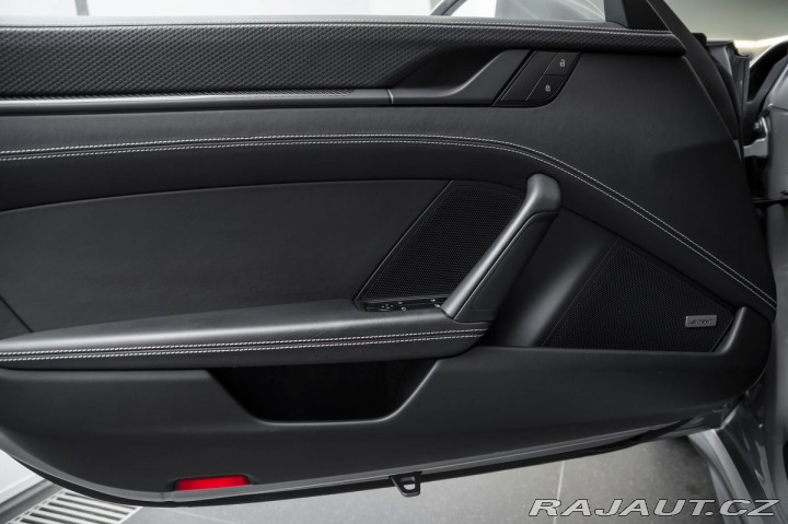 Porsche 911 GT3 TOURING/Bose/PCCB/Mat 1800