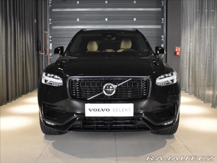 Volvo XC90 2,0 B6 AWD Plus Dark Vzdu 2023