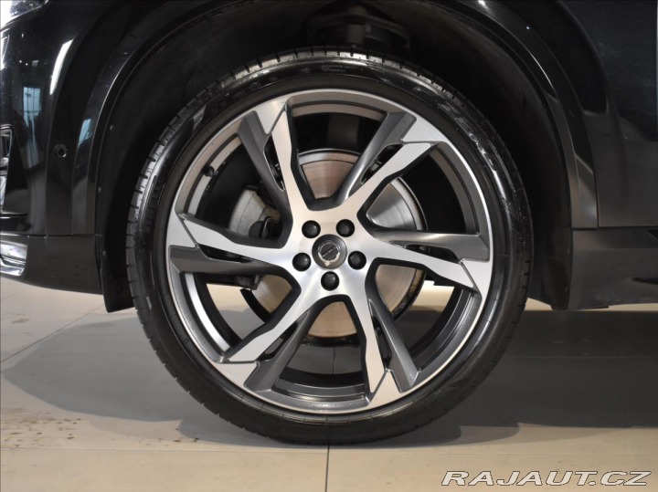 Volvo XC90 2,0 B6 AWD Plus Dark Vzdu 2023