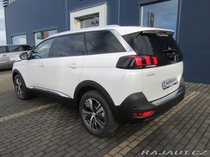 Peugeot 5008 ALLURE PACK 1.5 BlueHDi 1 2024