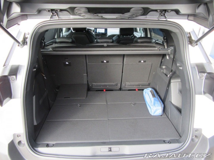 Peugeot 5008 ALLURE PACK 1.5 BlueHDi 1 2024