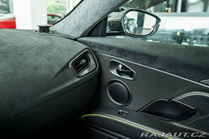 Aston Martin DBS 770 Ultimate Coupe/One of 1800