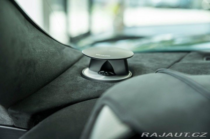 Aston Martin DBS 770 Ultimate Coupe/One of 1800