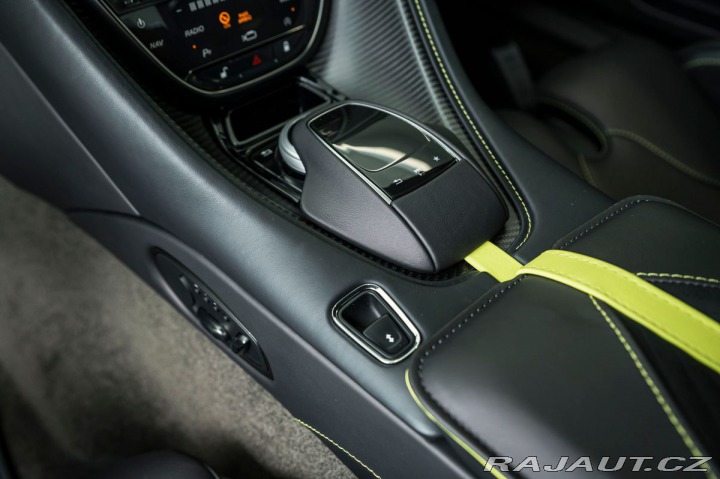 Aston Martin DBS 770 Ultimate Coupe/One of 1800