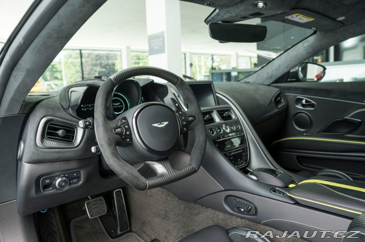 Aston Martin DBS 770 Ultimate Coupe/One of 1800