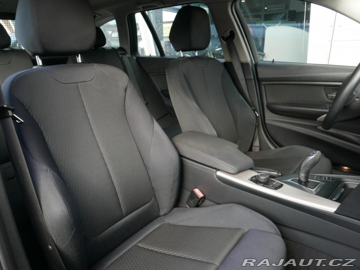 BMW 3 320d xDrive 135kW REZERVA 2013