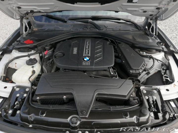 BMW 3 320d xDrive 135kW REZERVA 2013