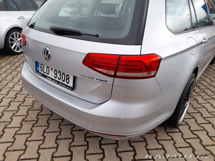 Volkswagen Passat 2,0 TDI 110 KW 2X PNEU SK 2015