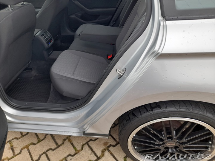 Volkswagen Passat 2,0 TDI 110 KW 2X PNEU SK 2015