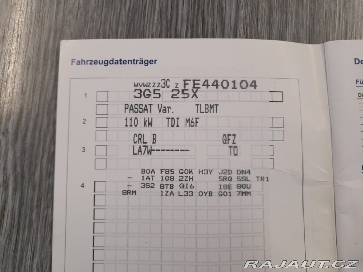 Volkswagen Passat 2,0 TDI 110 KW 2X PNEU SK 2015