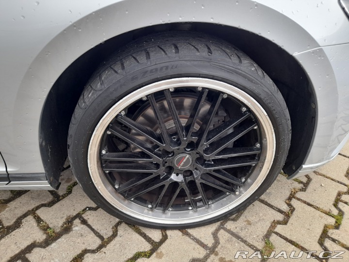 Volkswagen Passat 2,0 TDI 110 KW 2X PNEU SK 2015