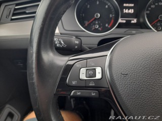 Volkswagen Passat 2,0 TDI 110 KW 2X PNEU SK 2015