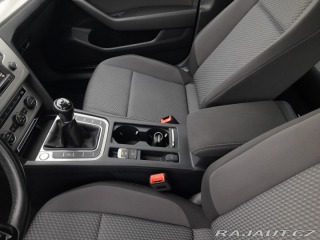 Volkswagen Passat 2,0 TDI 110 KW 2X PNEU SK 2015