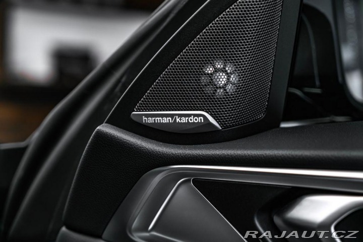 BMW M4 3,0 Competition 2023