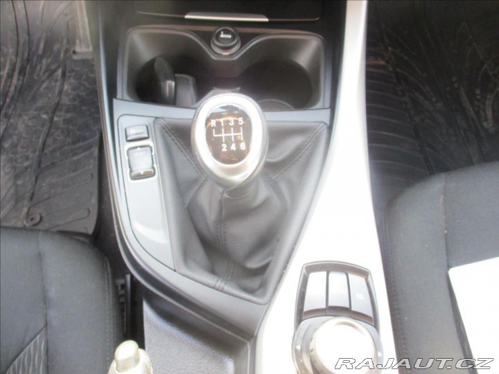 BMW 1 2,0 118d xDrive 110kw ADV 2015