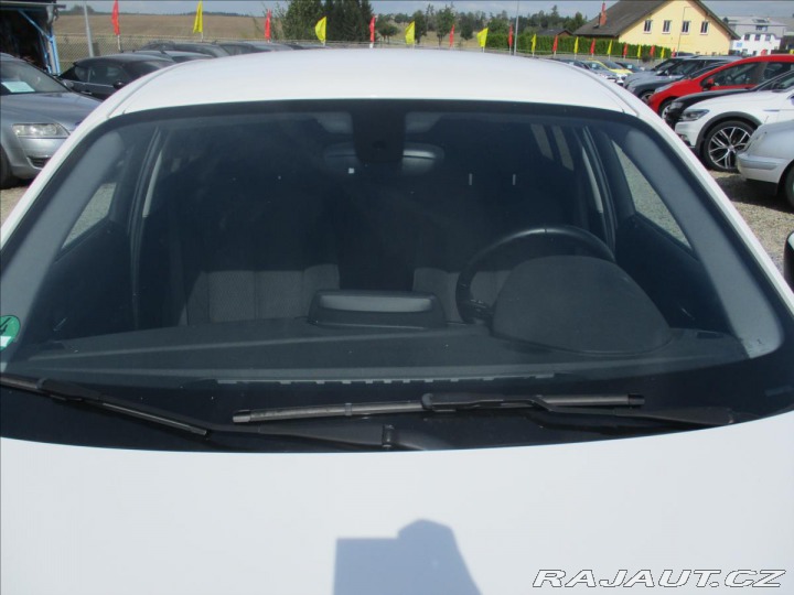 BMW 1 2,0 118d xDrive 110kw ADV 2015