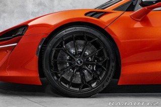 McLaren Ostatní modely Artura Performance 2024