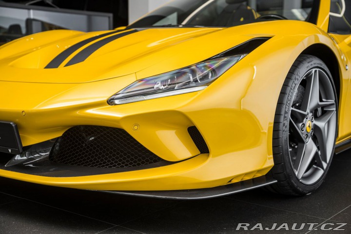 Ferrari F8 Spider/Gaillo Triplo Stra 1800