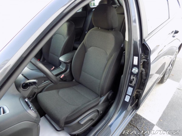 Hyundai i30 1.0T-GDI/Essential/ 2022