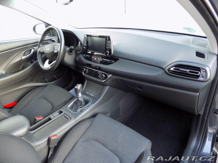Hyundai i30 1.0T-GDI/Essential/ 2022
