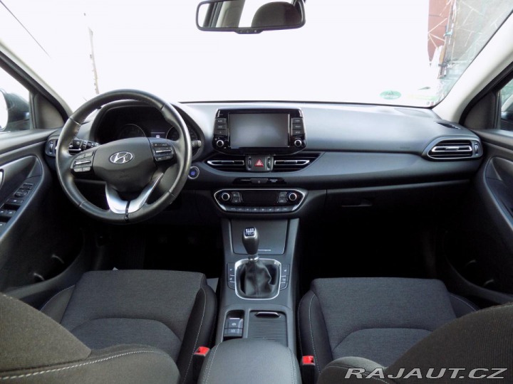 Hyundai i30 1.0T-GDI/Essential/ 2022