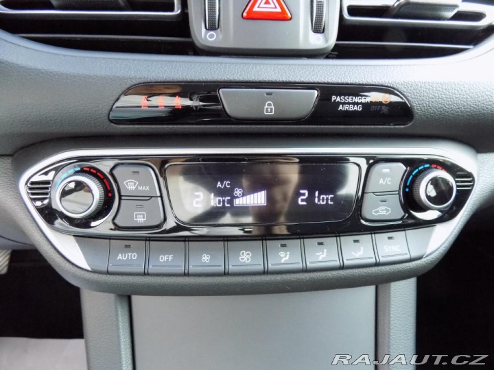 Hyundai i30 1.0T-GDI/Essential/ 2022