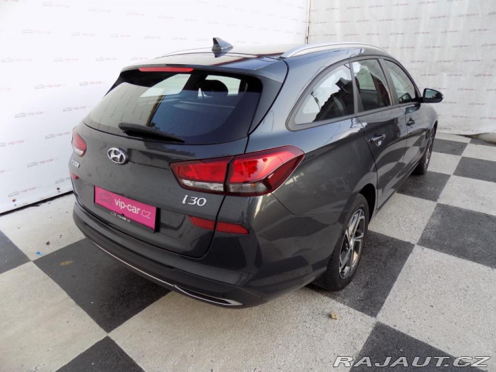 Hyundai i30 1.0T-GDI/Essential/ 2022
